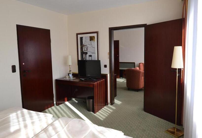 Suite Junior, Amedia Siegen, Trademark Collection By Wyndham