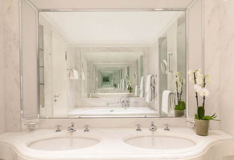 Номер Superior, Brenners Park Hotel & Spa   An Oetker Collection