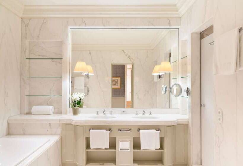 Полулюкс Престиж, Brenners Park Hotel & Spa   An Oetker Collection
