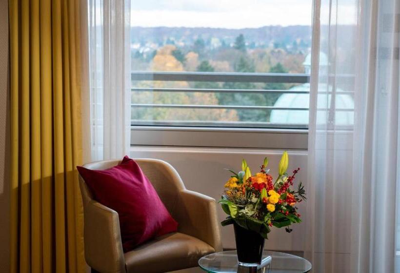 اتاق راحتی سه تخته, Leonardo Royal Hotel Frankfurt