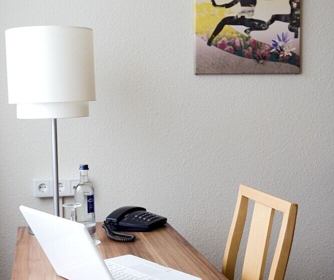 스탠다드 룸, Mercure Hotel Saarbrücken Süd