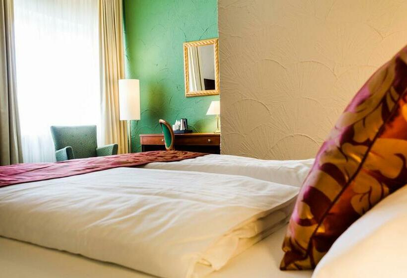 Номер Престиж, Parkhotel Krone