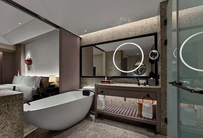 Номер Executive Кровать Кинг, Hilton Munich Park