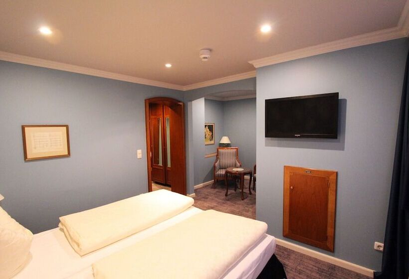 Номер Комфорт, Historik Hotel Goldener Hirsch Rothenburg