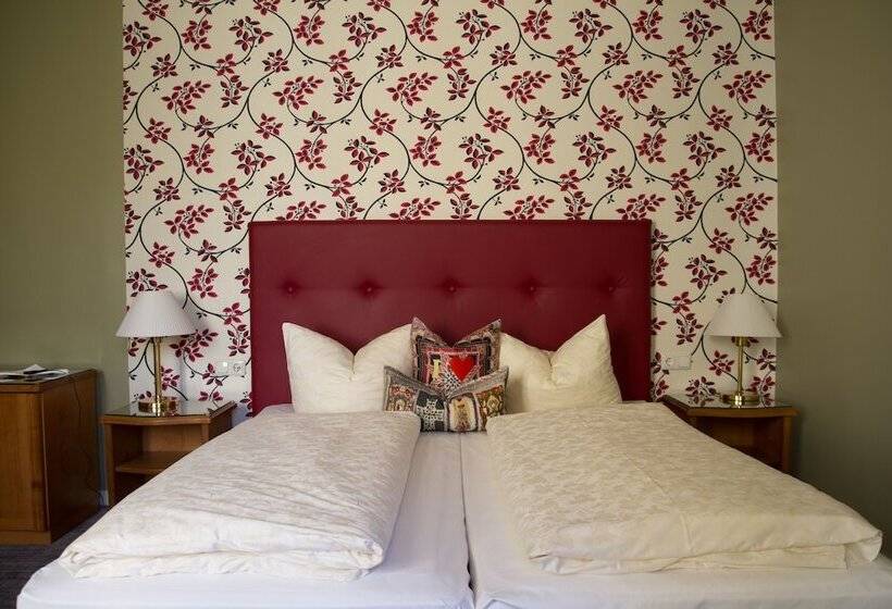 Номер Комфорт, Historik Hotel Goldener Hirsch Rothenburg