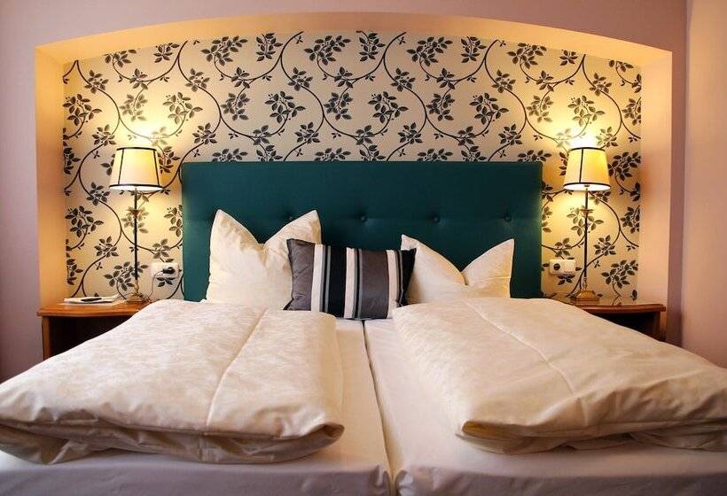 Номер Комфорт, Historik Hotel Goldener Hirsch Rothenburg