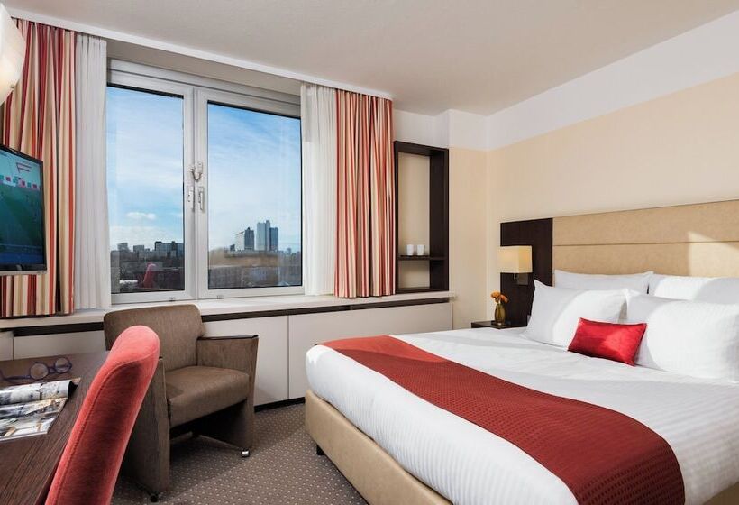 Номер Комфорт, Leonardo Hotel Munich Arabellapark