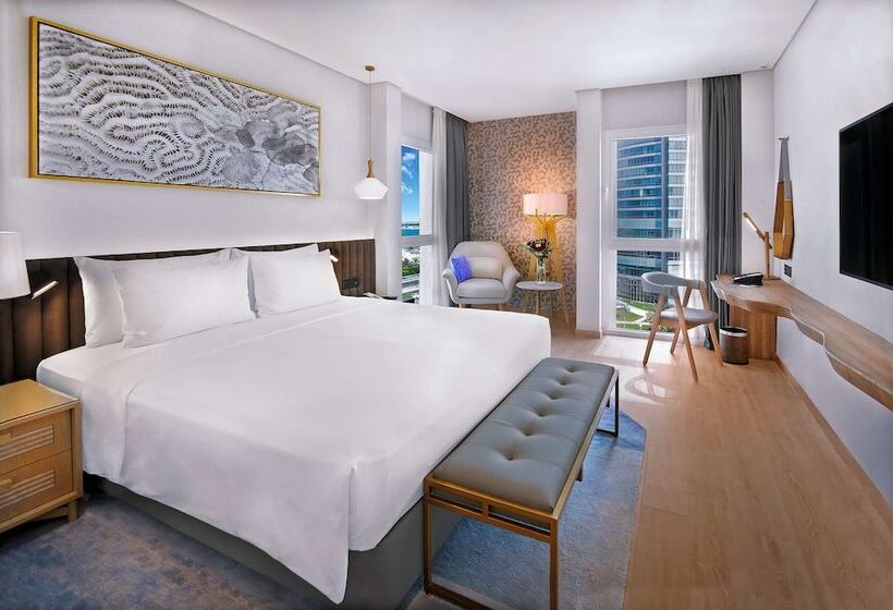 Номер Executive Вид на Море, Radisson Blu Hotel & Resort, Abu Dhabi Corniche