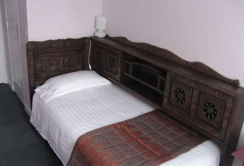 Номер Стандарт Трехместный, Balzac Hôtel