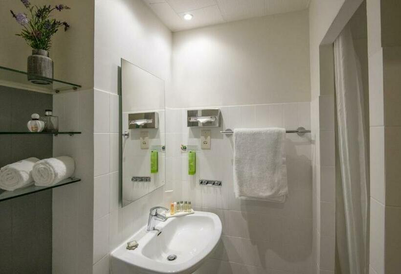 חדר סופריור, Golden Tulip Cannes Hotel De Paris