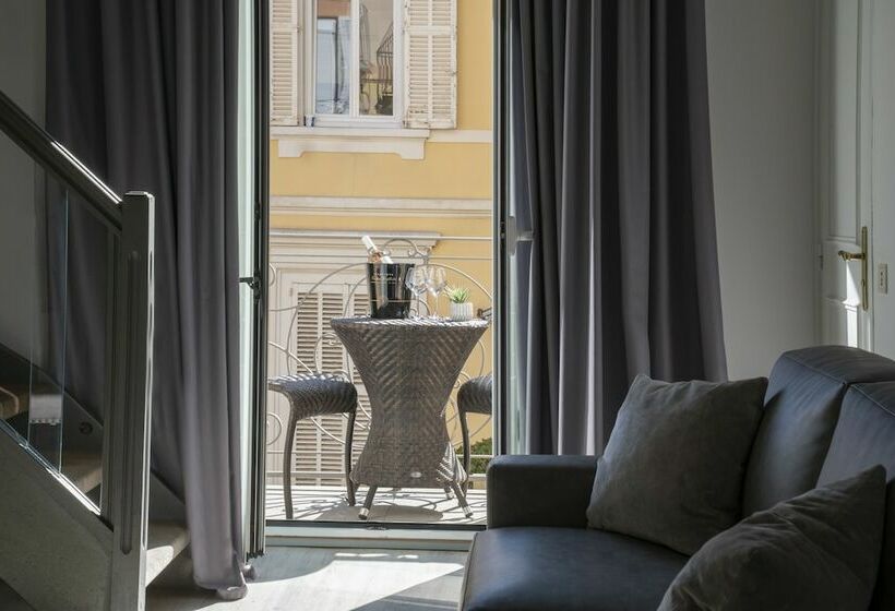 חדר סטנדרט לשלושה, Golden Tulip Cannes Hotel De Paris