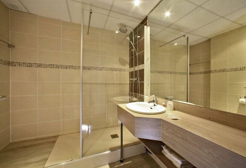 Номер Комфорт, The Originals City, Hôtel De Bordeaux, Bergerac