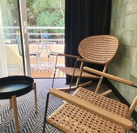Prestige-huone, Golf