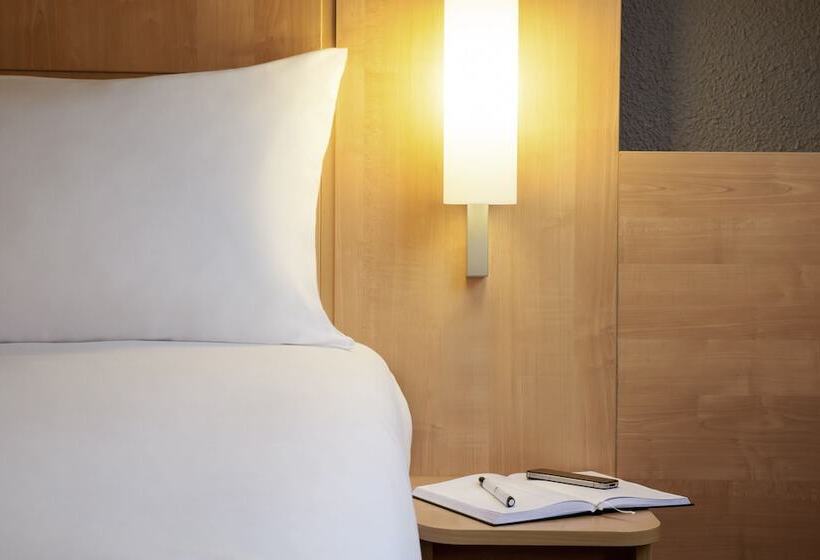 Номер Стандарт, Ibis Bordeaux Lac