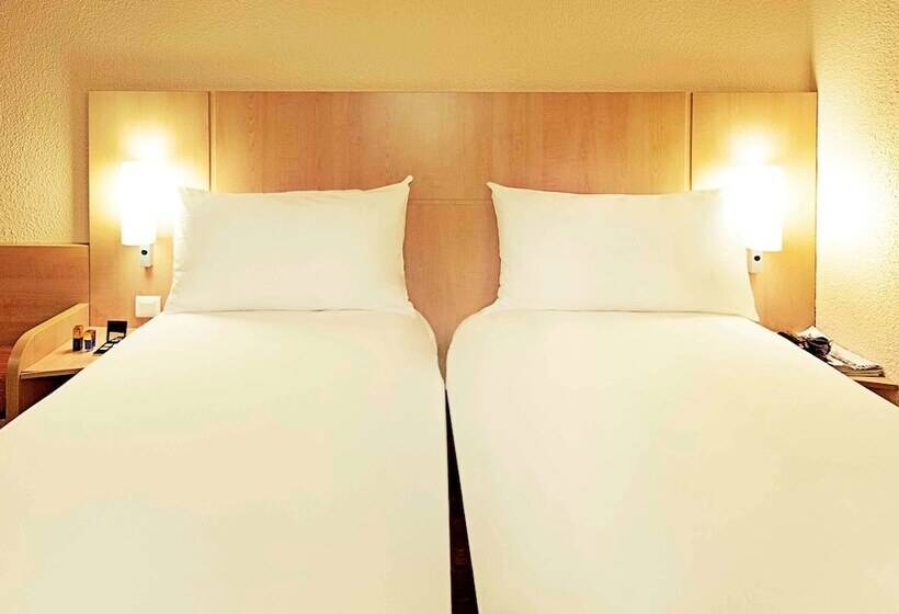 Номер Стандарт, Ibis Châtellerault
