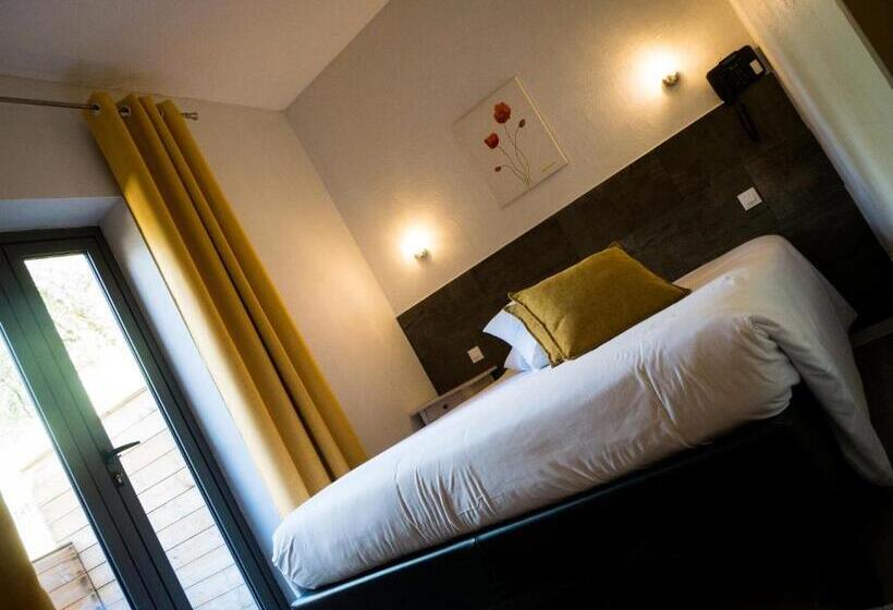 Номер Стандарт, Hôtel Le Belvédère