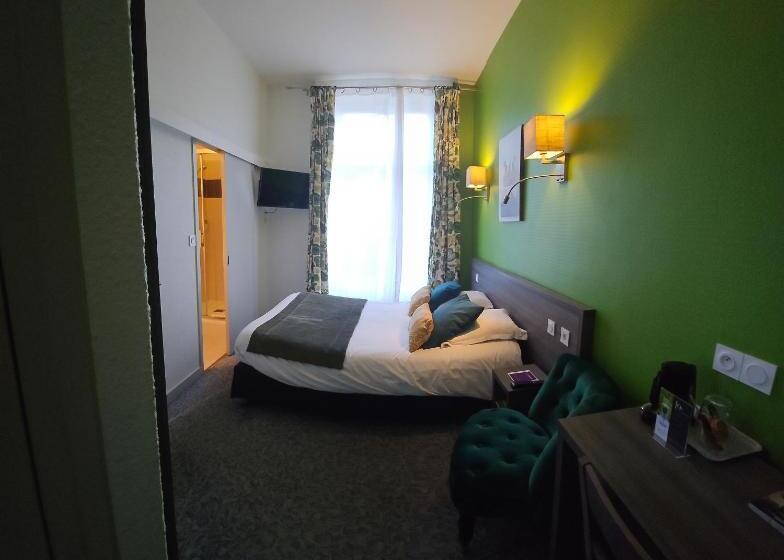 Номер Стандарт, Hôtel Le Rohan Charme Et Caractère