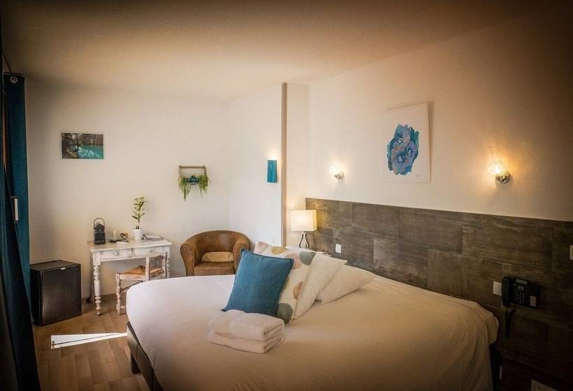 Номер Стандарт, Hôtel Le Belvédère