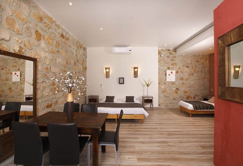 Четырехместный Номер Стандарт, Hôtel Le Belvédère