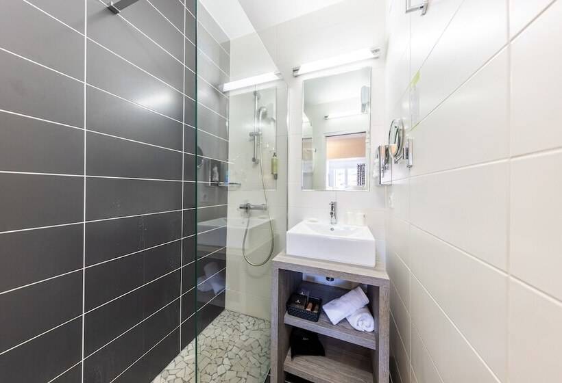 Полулюкс, Le Madeloc Hôtel & Spa
