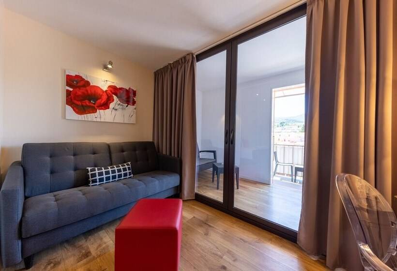 Полулюкс, Le Madeloc Hôtel & Spa