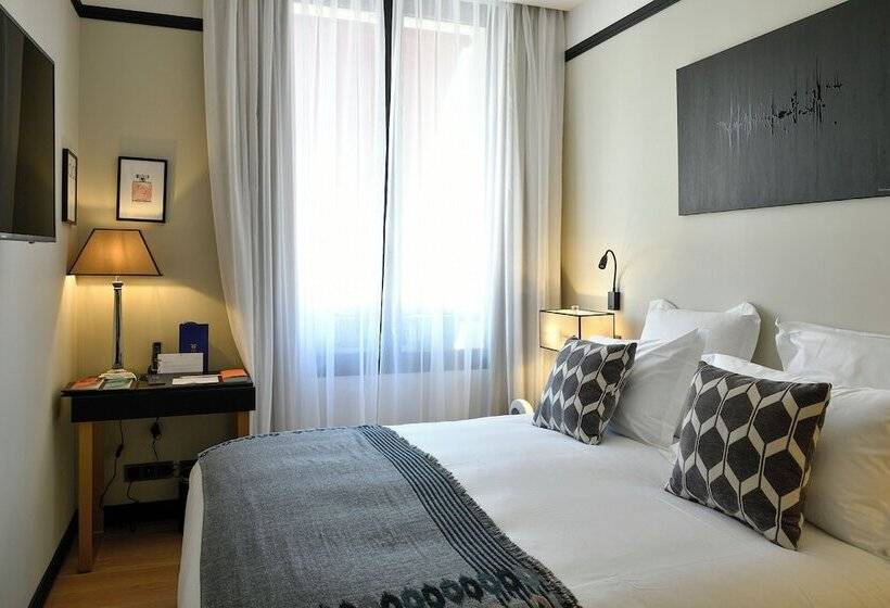 Номер Клуб, Hôtel Restaurant Le Touring   Teritoria