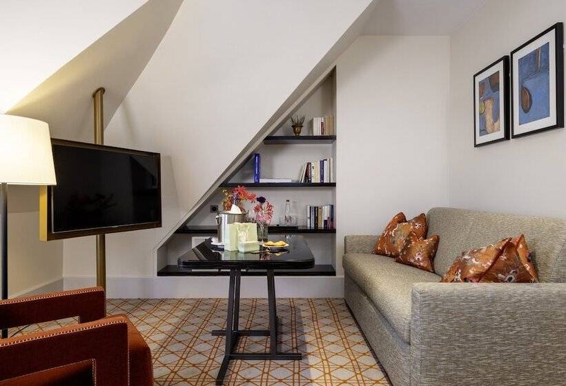 Junior Suite, Montalembert