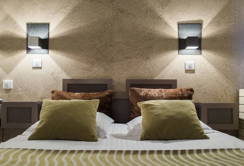 Семейный Номер, Des Princes, Chambery Centre