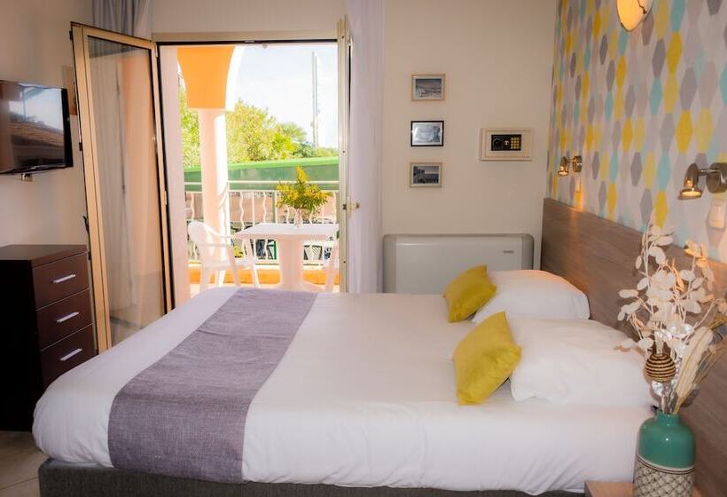 Комфортабельный номер с боковым видом на море, Et Appartements Reine D Azur