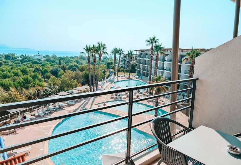 Standard Room Sea View, Thalazur Antibes   & Spa