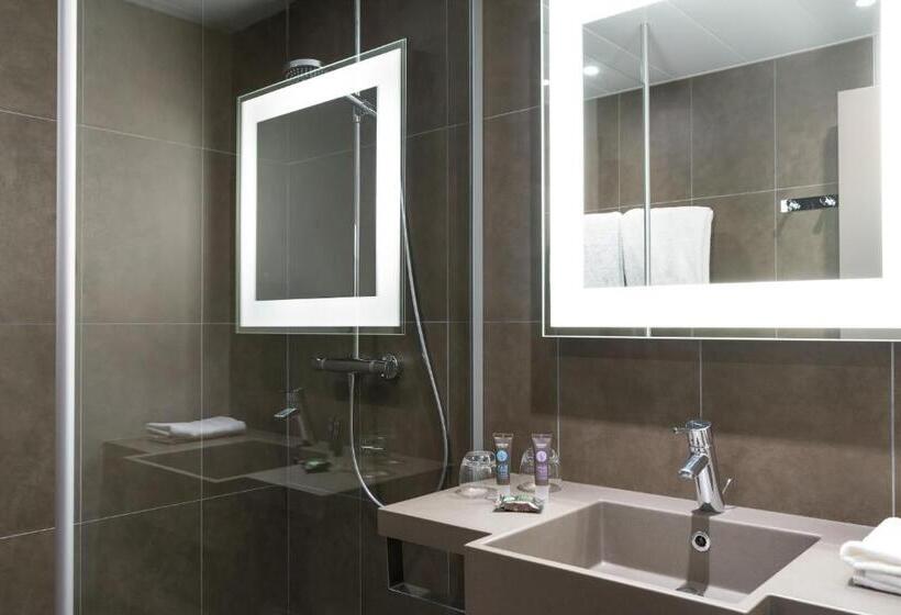 Номер Superior Адаптированный для Инвалидов, Novotel Chateau De Versailles