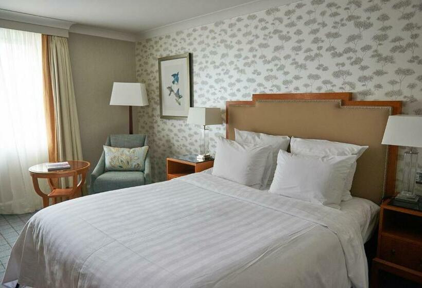 Номер Superior, Dalmahoy Hotel & Country Club