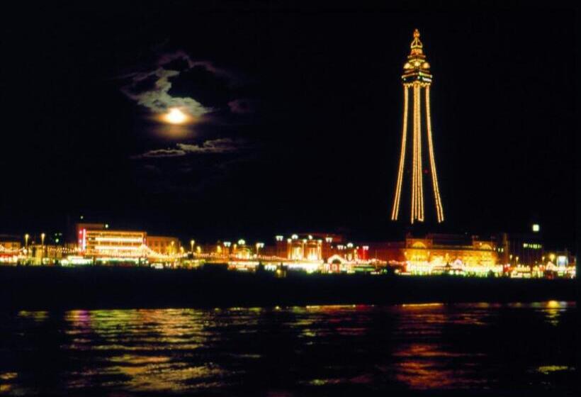 Номер Стандарт Вид на Море, Imperial Hotel Blackpool