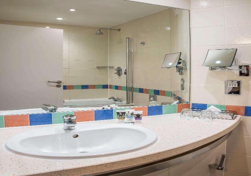 Номер Стандарт, Mercure London Heathrow