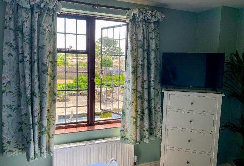 Family Suite, Mortons Manor