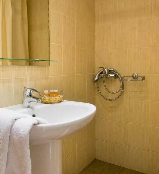 اتاق استاندارد سه نفره, Arethusa Hotel Athens