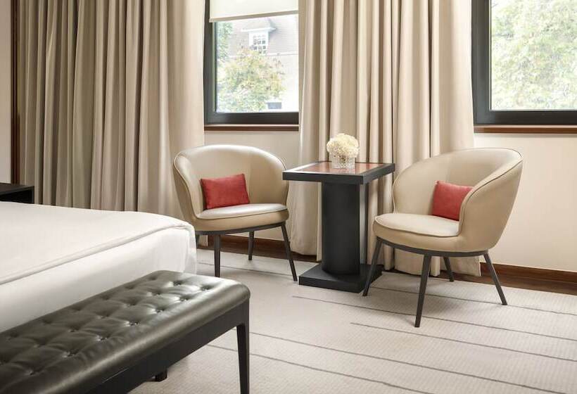 标准间, Como The Halkin