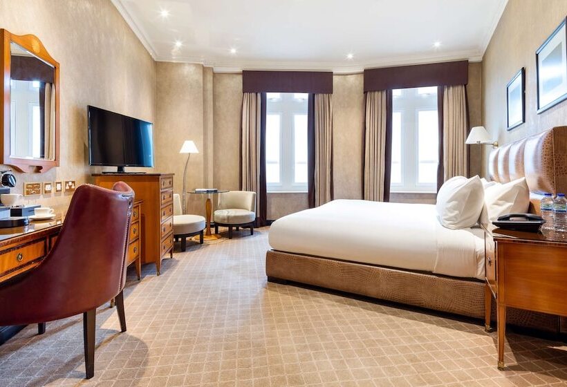 Premium room with view, Radisson Blu Hotel, London Leicester Square   Formerly Hampshire