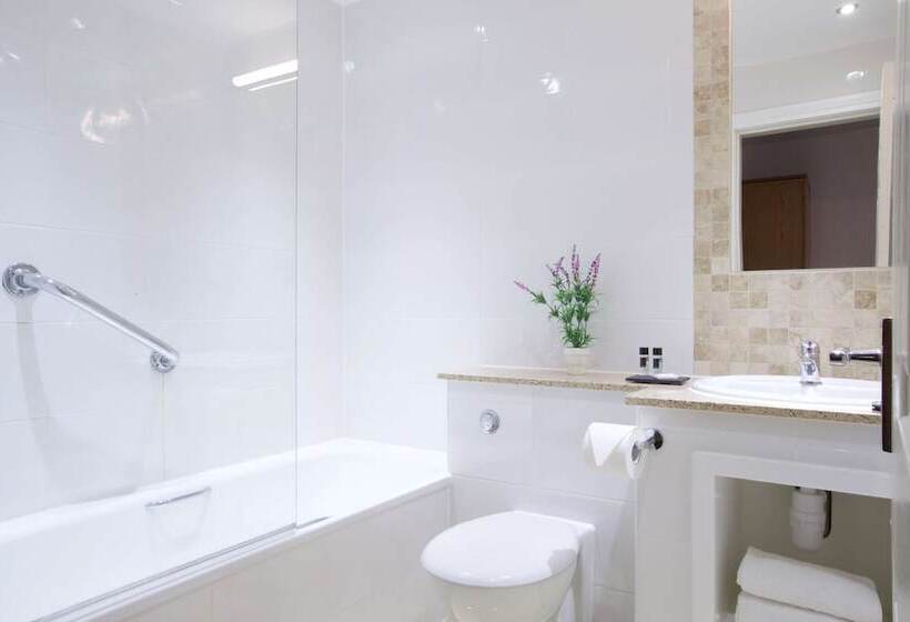 Номер Executive, Warrington Fir Grove Hotel, Sure Hotel Collection By Bw