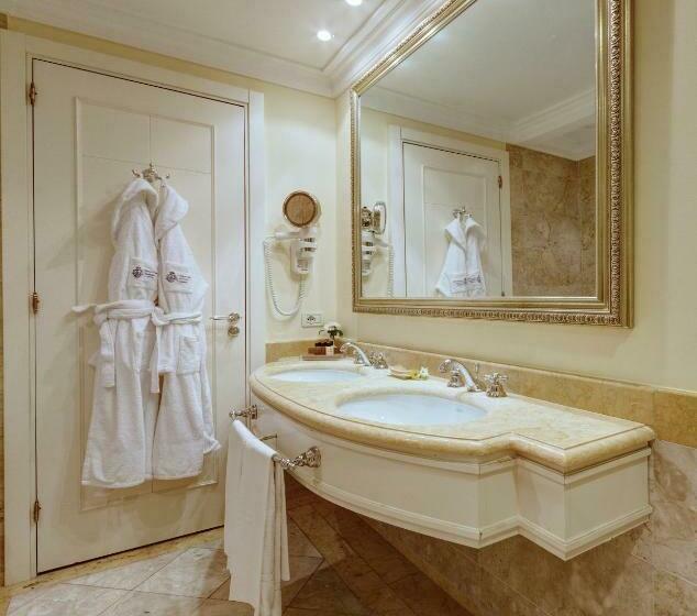 Люкс с Балконом, Mercure Catania Excelsior
