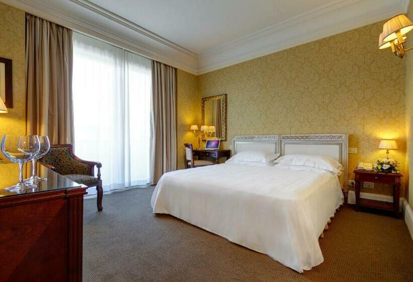 Номер Superior с Видом, Mercure Catania Excelsior