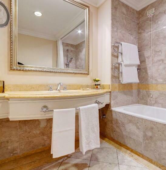 Номер Стандарт, Mercure Catania Excelsior