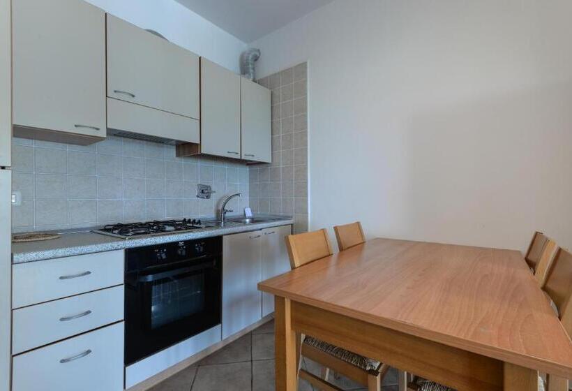 Апартаменты 2 Спальни, Residence Le Acacie