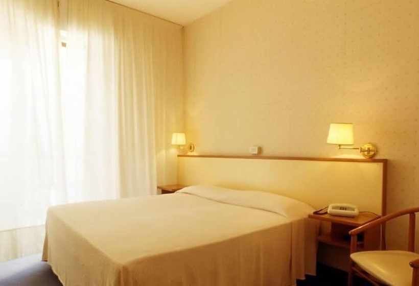 اتاق استاندارد, B&b Hotel Riviera Celle Ligure