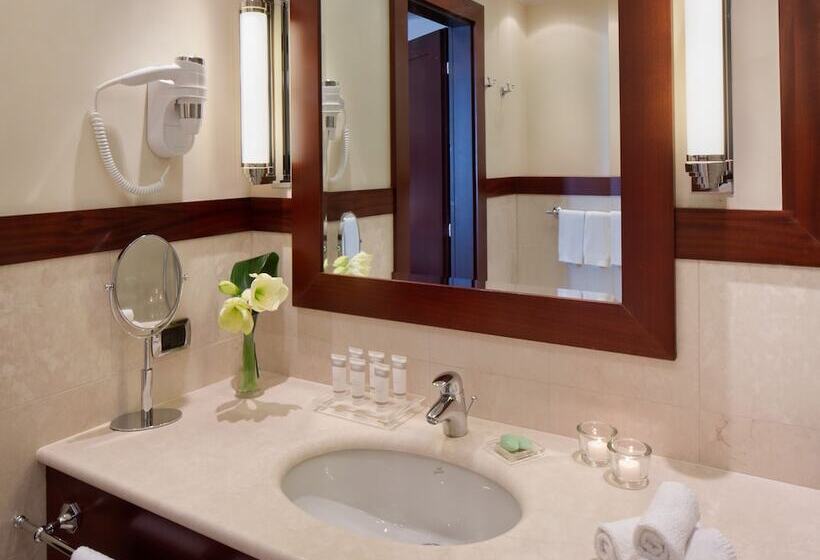 חדר משפחתי, Starhotels Excelsior