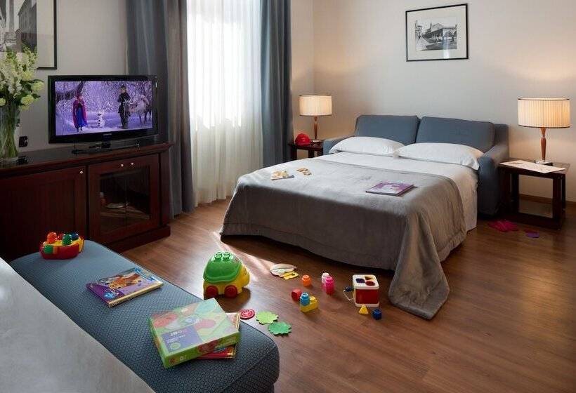 חדר משפחתי, Starhotels Excelsior