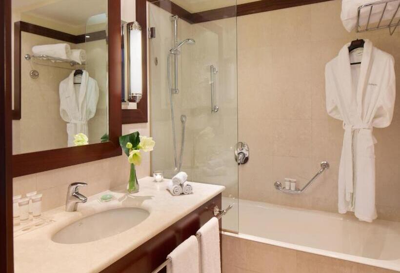 חדר משפחתי, Starhotels Excelsior