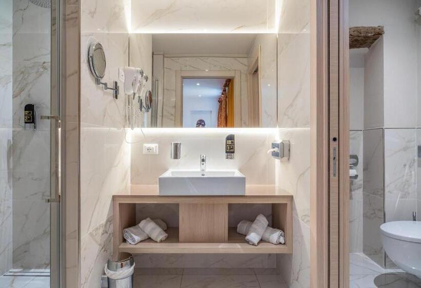디럭스 스위트, Lake Front Hotel Brenzone