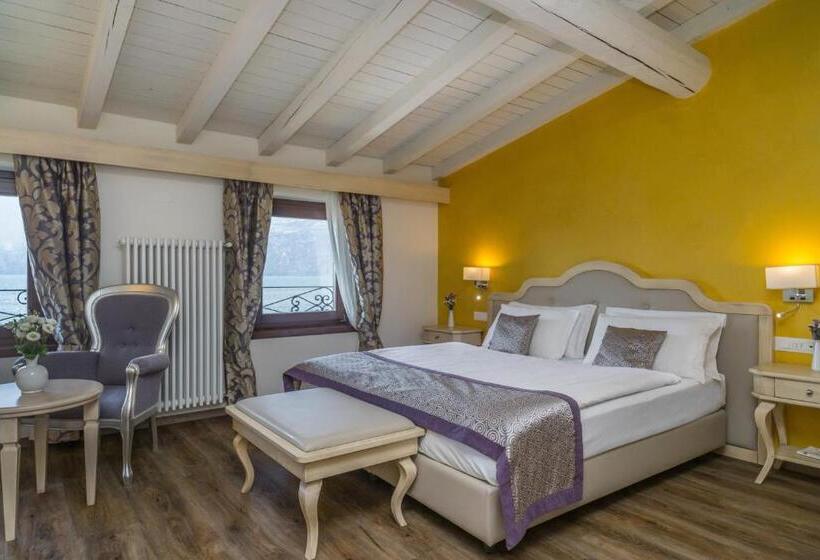 주니어 스위트 호수 전망, Lake Front Hotel Brenzone