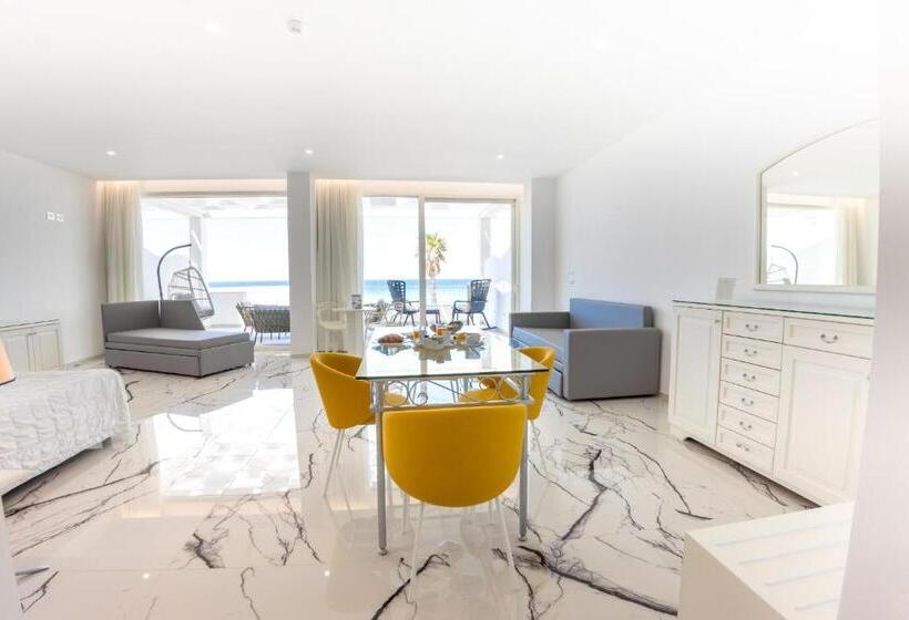Люкс Вид на Море, Grand Hotel Costa Brada